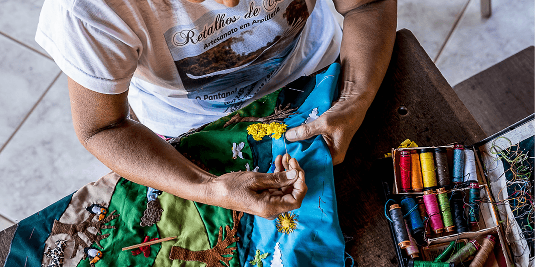 Arpilharia: desenhando o pantanal com tecidos