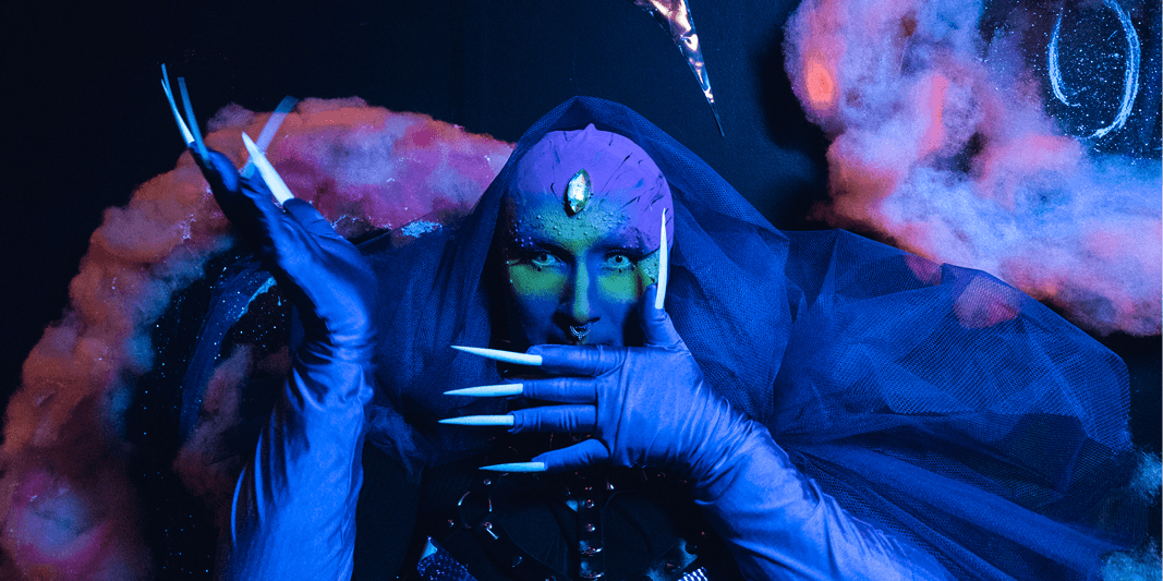 Montação Geek: Maquiagem e Performance para Cosplay